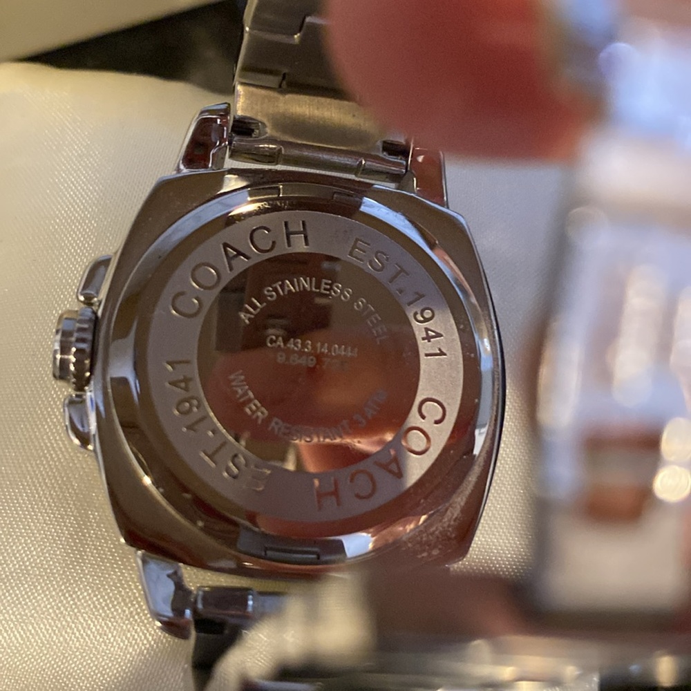 Coach Women’s Silver Stainless Steel Watch 14503131. - Picture 6 of 6